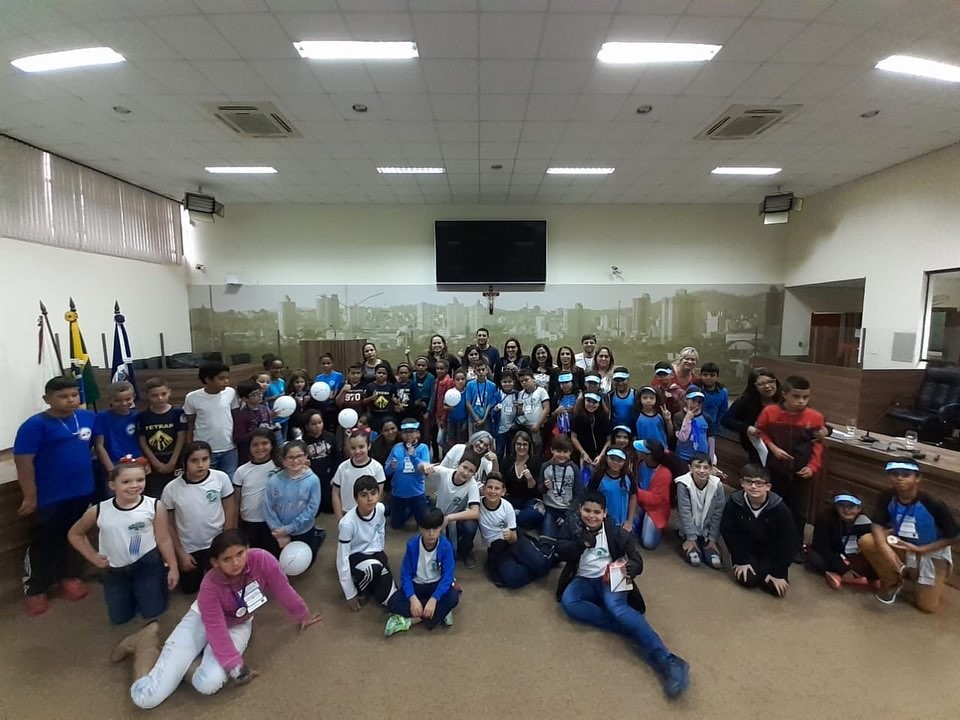 Imagem 1 da notícia: Terceiro dia da Gincana do Saber dos Miúdos